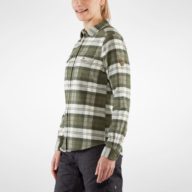 Skjorte til dame M Fjällräven Övik Heavy Flannel W M 620