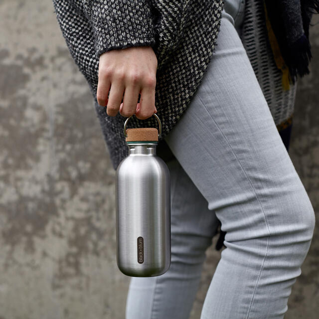Flaske Black+Blum Water Bottle 600 ml Olive