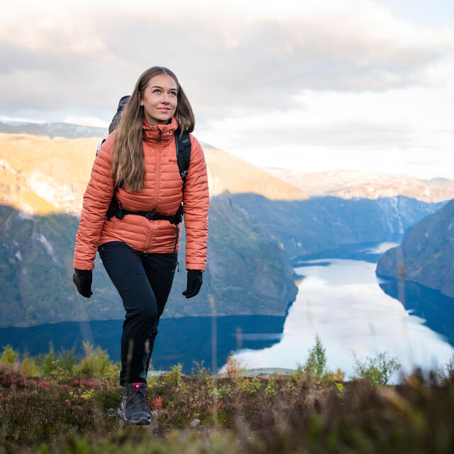 Dunjakke til dame S Bergans Lava Lt Down Jacket W S 22095