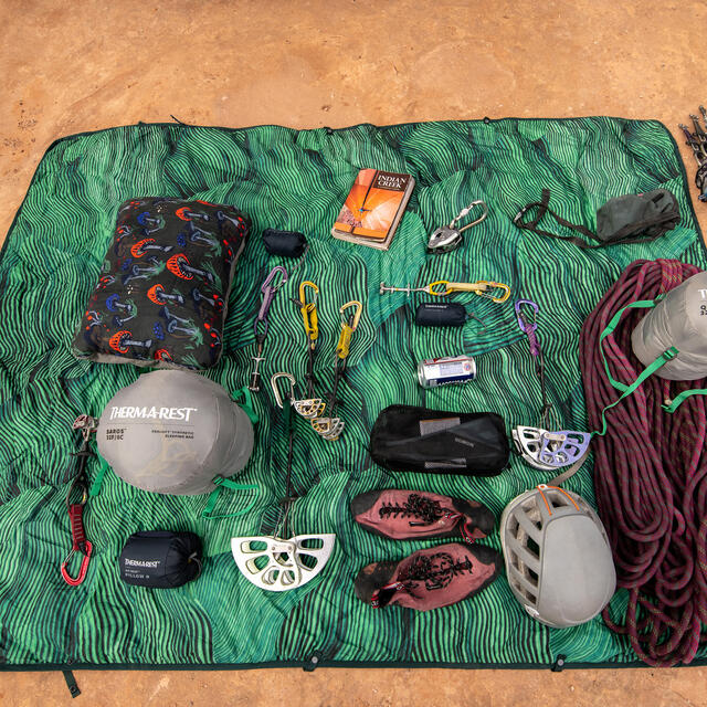 Skumpute M Thermarest Comp Pillow Cinch R GreenMoun