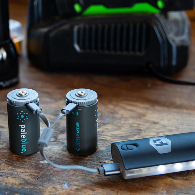 USB-batteri D Pale Blue USB Rechargeable 2xD