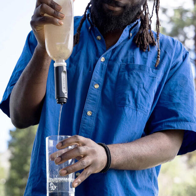 Klemmeflaske med vannrenser Lifestraw Peak Squeeze 1 liter DarkGrey