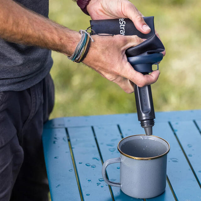 Klemmeflaske med vannrenser Lifestraw Peak Squeeze 1 liter DarkGrey 