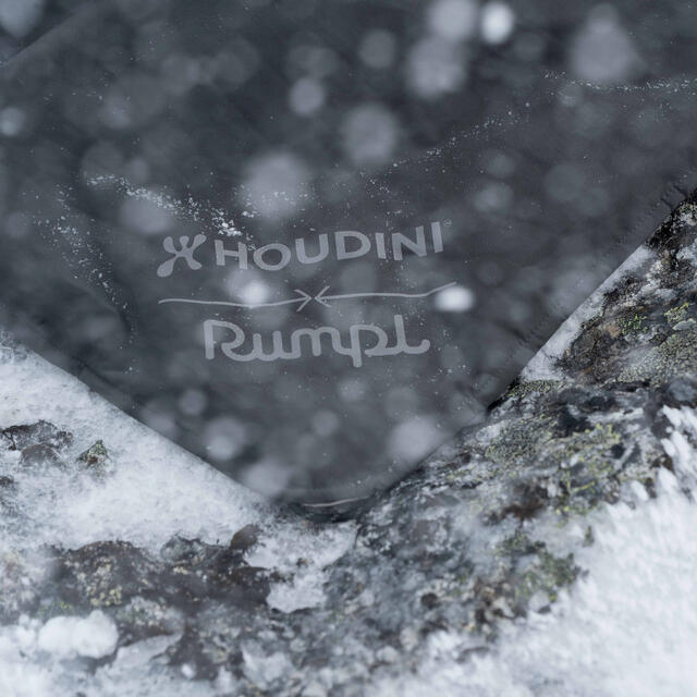 Pledd Houdini x Rumpl Reconnect Blanket 