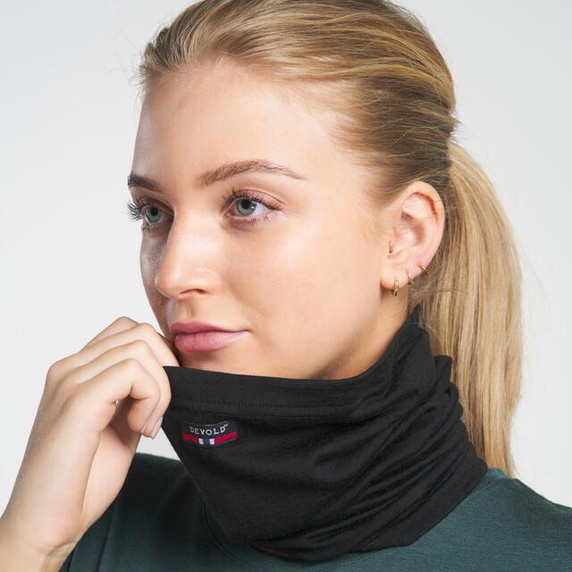 Hals Devold Breeze Merino Headover 950