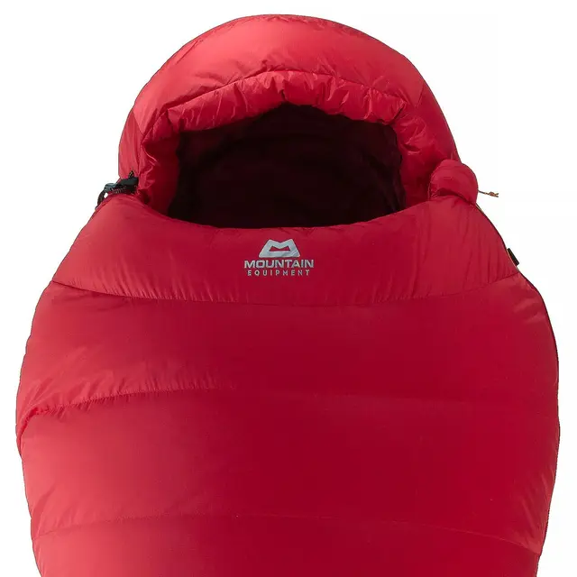 Vinterpose i dun Mountain Equipment Glacier 1000 Imperial 