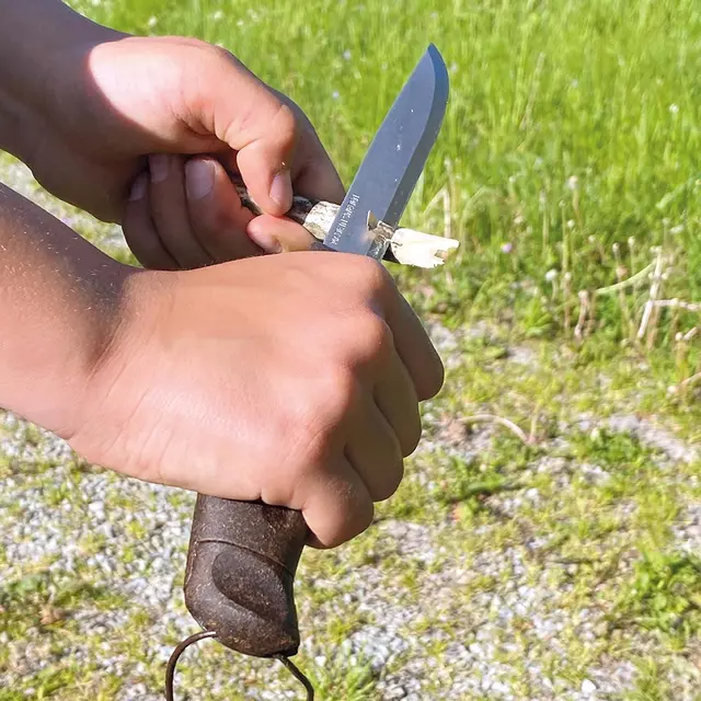 Kniv med tennstål Light My Fire FireKnife BIO CocoShell 