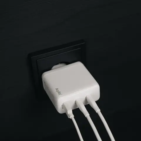 Vegglader 120 W Aqiila Chargebird W4 120W 2xUSB-C/USB-A
