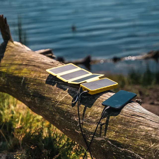 Batteribank med solcelle 37 Wh Aqiila Powerbird BS10 