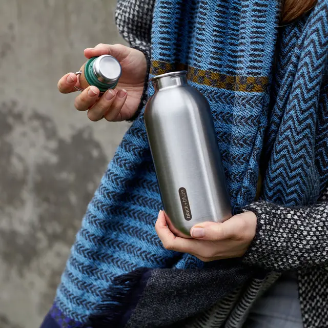 Flaske Black+Blum Water Bottle 600 ml Olive 