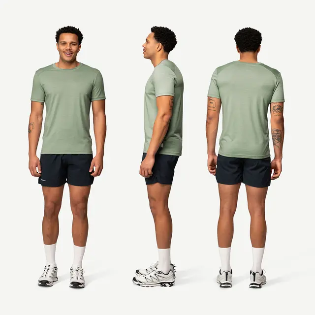 Skjorte til herre L Devold Premium Tee M L 402 