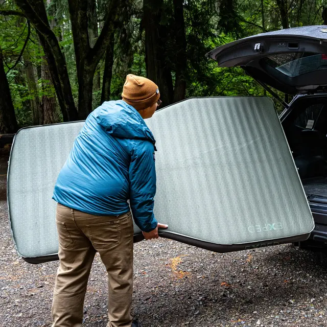 Isolert madrass til bil Exped MegaMat Auto Moraine 