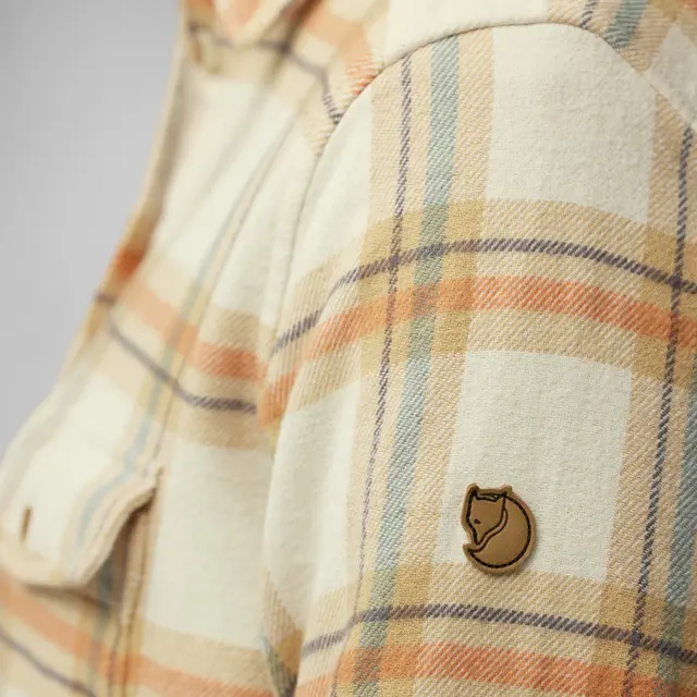 Skjorte til dame XS Fjällräven Övik Heavy Flannel W XS 543-5 