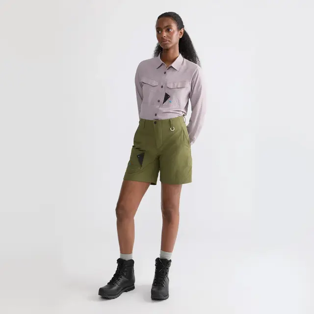 Shorts til dame S Klättermusen Alfhild Shorts W S Raven 