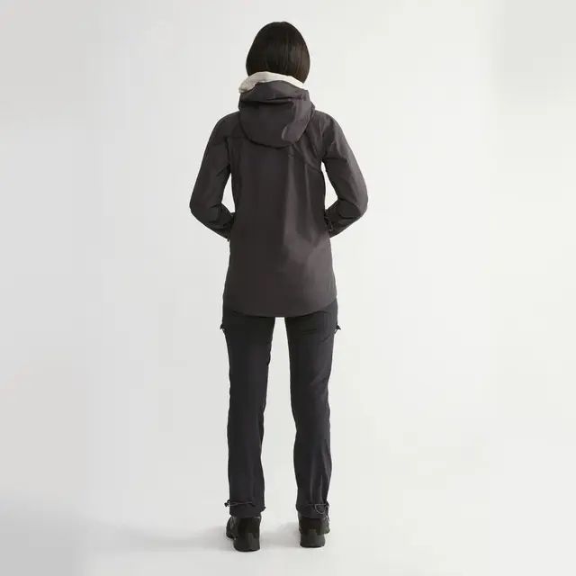 Skalljakke til dame S Klättermusen Allgrön 2 Jacket W S Black 