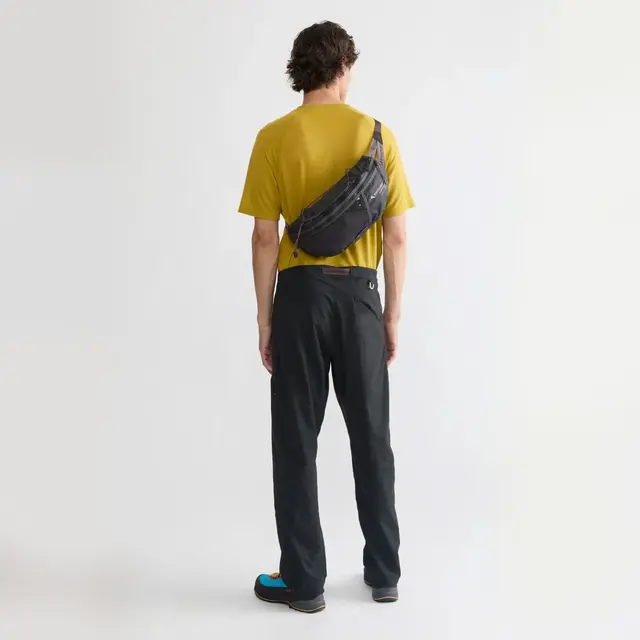 Bukse til herre S Klättermusen Asar Pants M S Black 