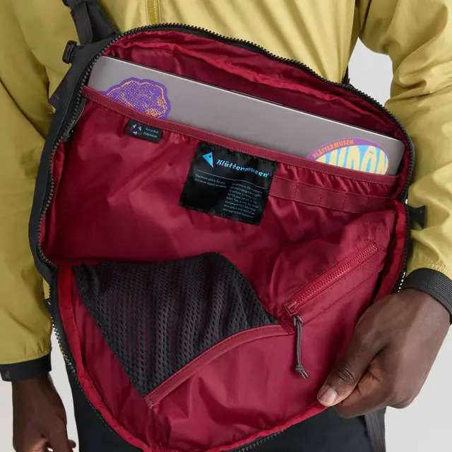 Veske 8 liter Klättermusen Gaut Messenger Bag 148 