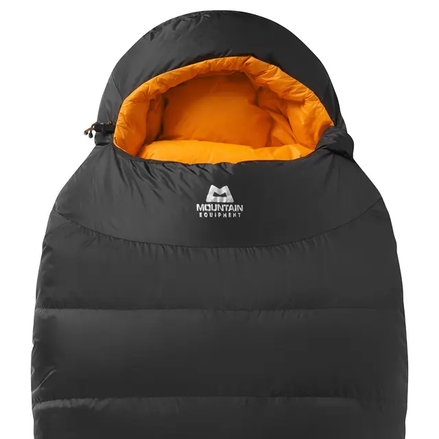 Vinterpose i dun Mountain Equipment Glacier 1000 Obsidian 