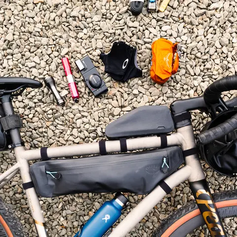 Sykkelveske til ramme Osprey Escapist Frame Bag L 4 550