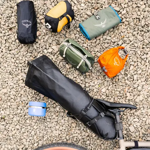 Sykkelveske til sete Osprey Escapist Saddle Bag L 9 550