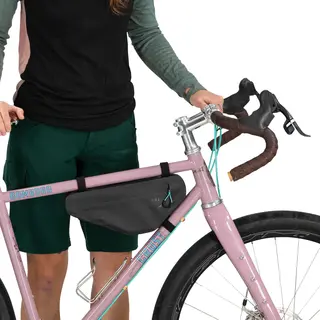 Sykkelveske til ramme Osprey Escapist Wedge Bag 2 550