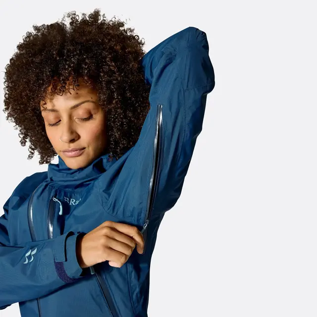 Skalljakke til dame M Rab Downpour Mountain Jacket W 12 Black 