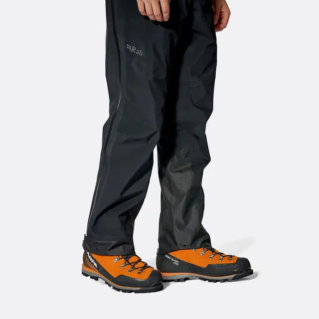 Skallbukse til herre L Rab Latok GTX Pants M L BLK 